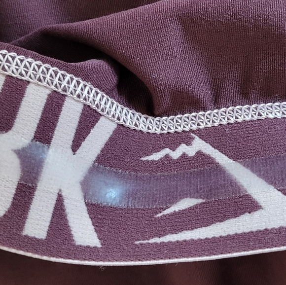 GymShark Cropped Leggings Marled Ruby Size M - Picture 3 of 7